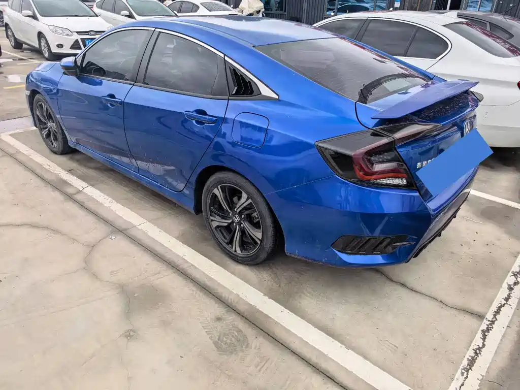 Honda Civic 2020 — фото 9