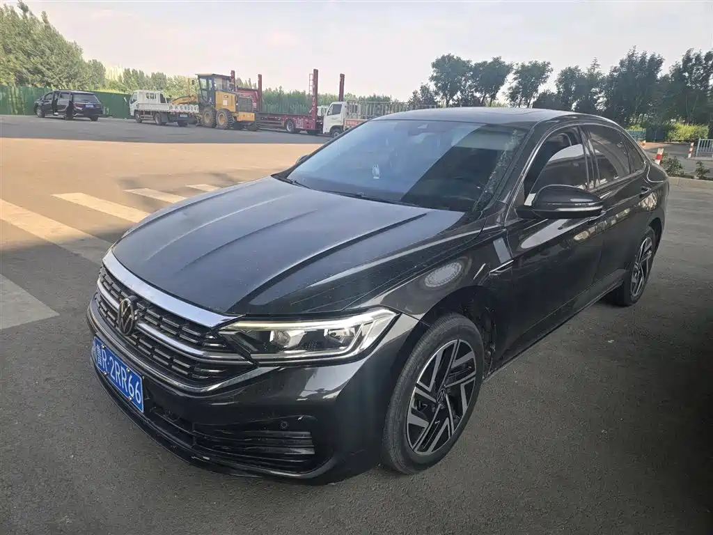 Volkswagen Sagitar 2023
