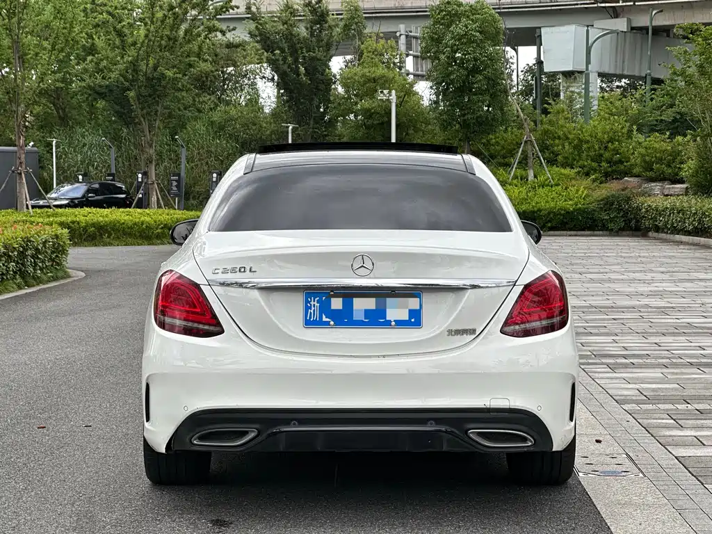 Mercedes-Benz C-Class 2021
