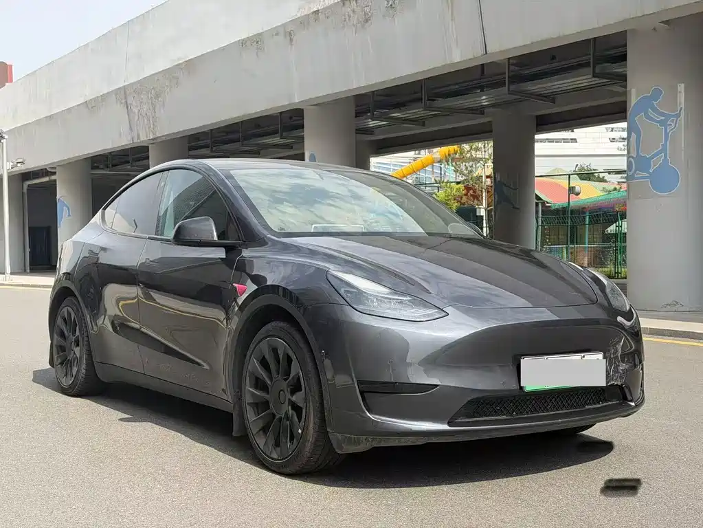 Tesla Model Y 2023 — фото 3