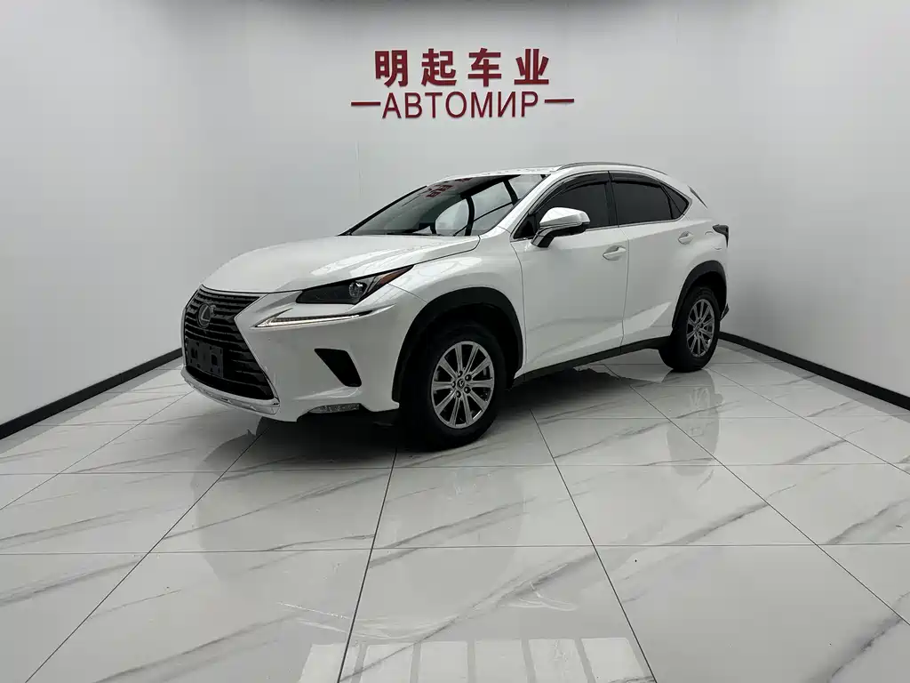 Lexus NX 2021