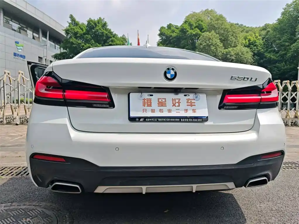 BMW 5 Series 2022 — фото 14
