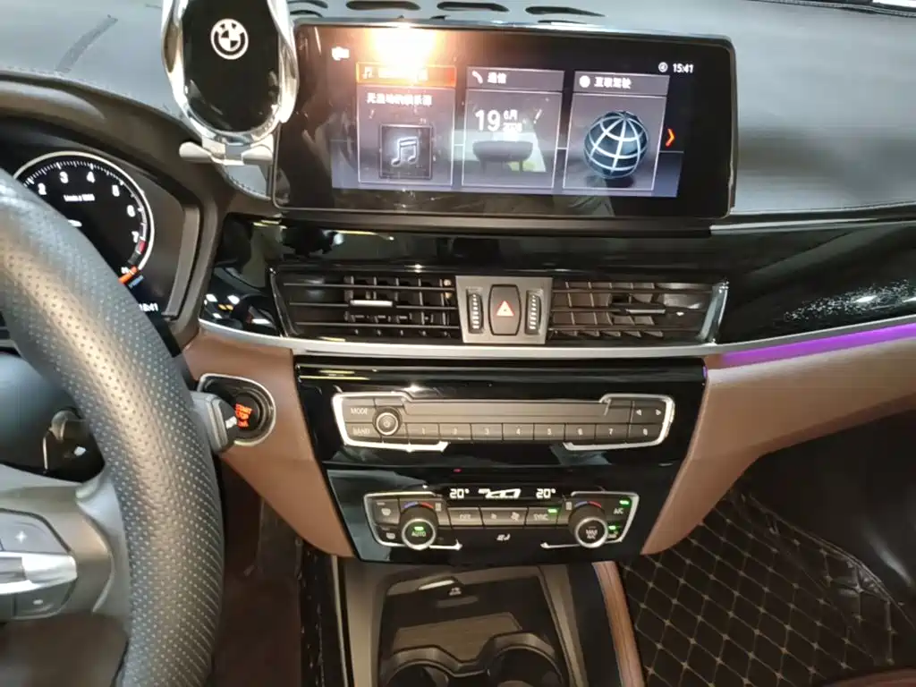 BMW X1 2021 — фото 13