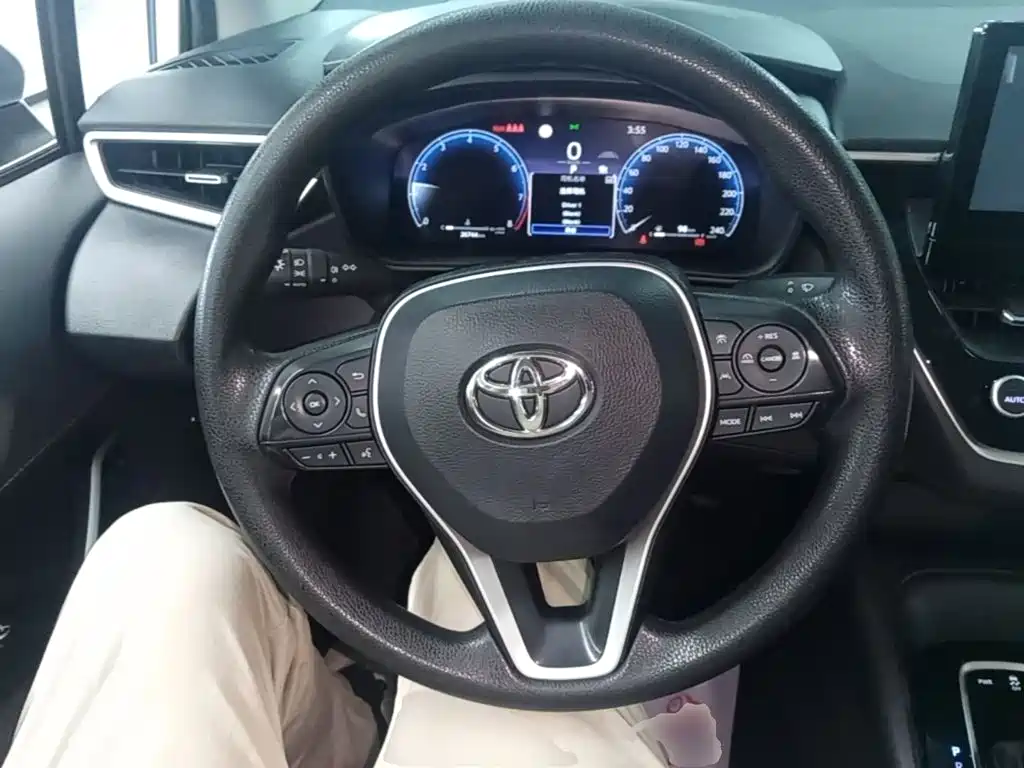 Toyota Levin 2024 — фото 11