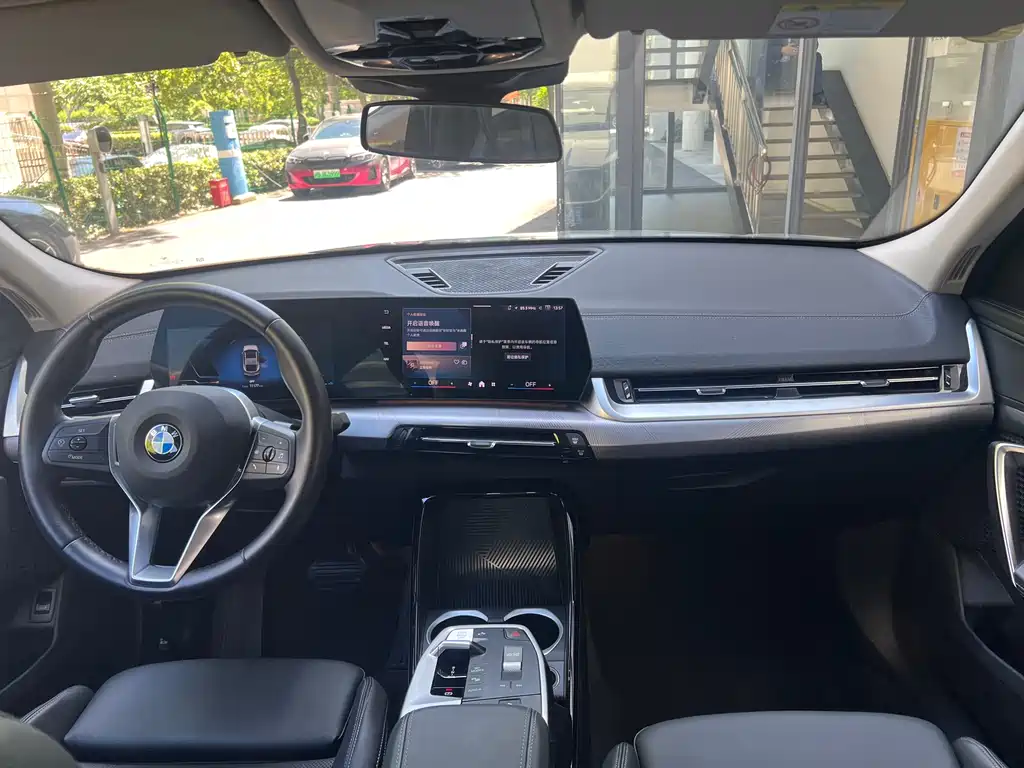 BMW X2 2025 — фото 11
