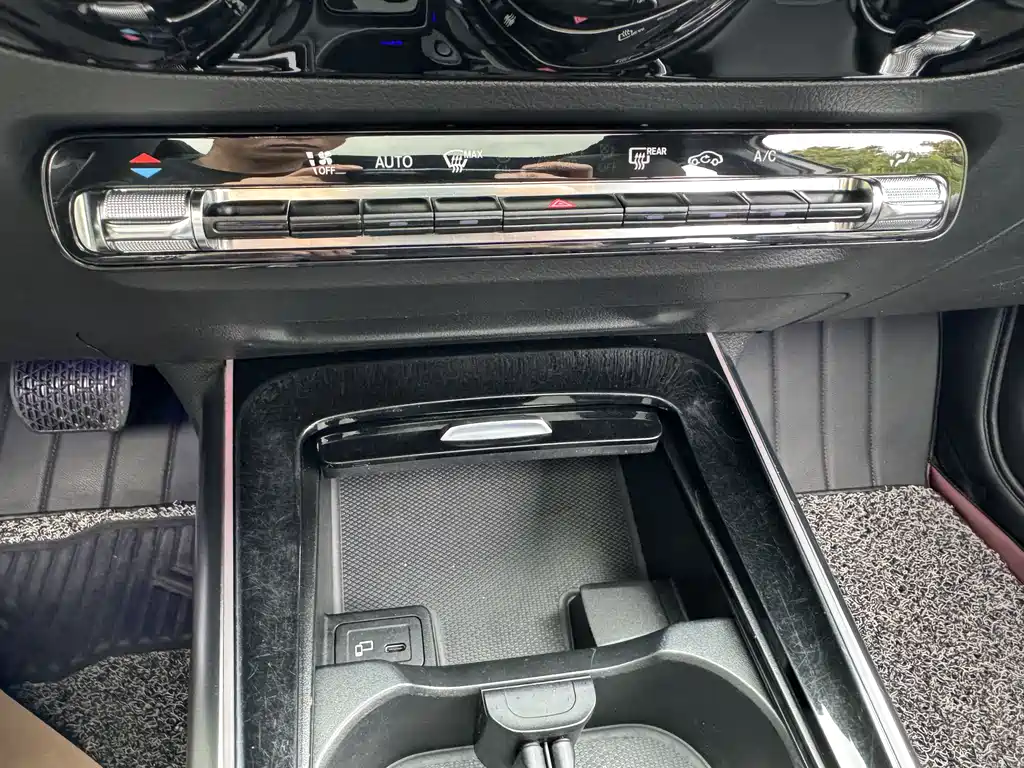 Mercedes-Benz GLA 2021 — фото 15