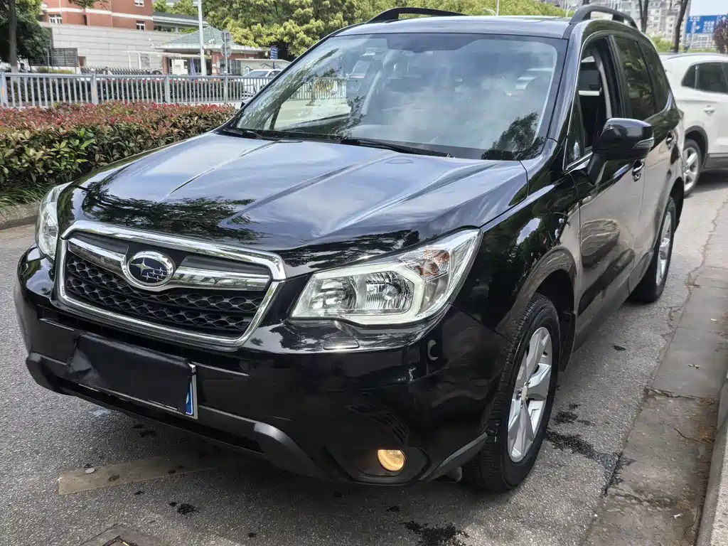 Subaru Forester 2015 — фото 3