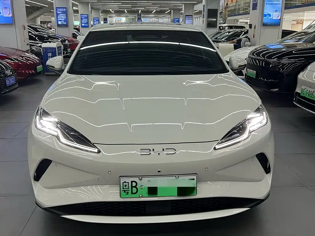BYD Seal 06 2025