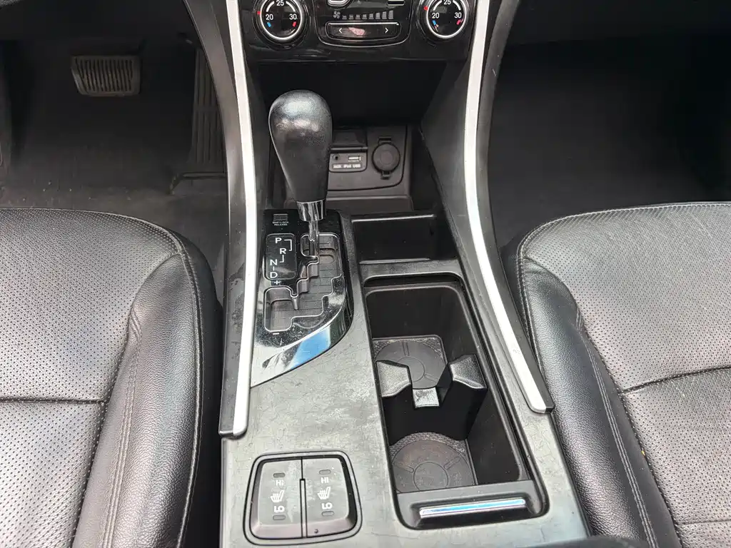 Hyundai Sonata 2014 — фото 17