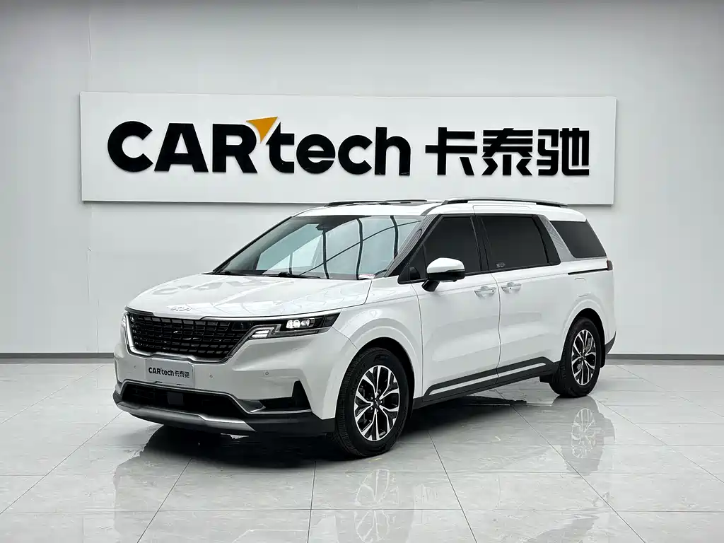 Kia Carnival 2022 — фото 1