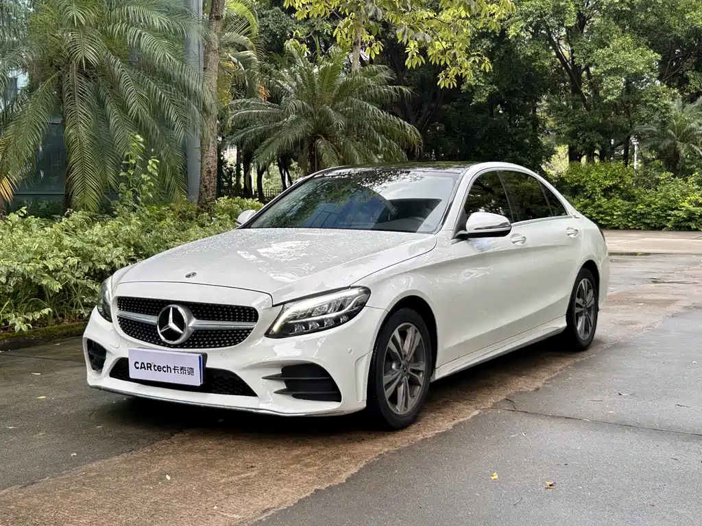 Mercedes-Benz C-Class 2020