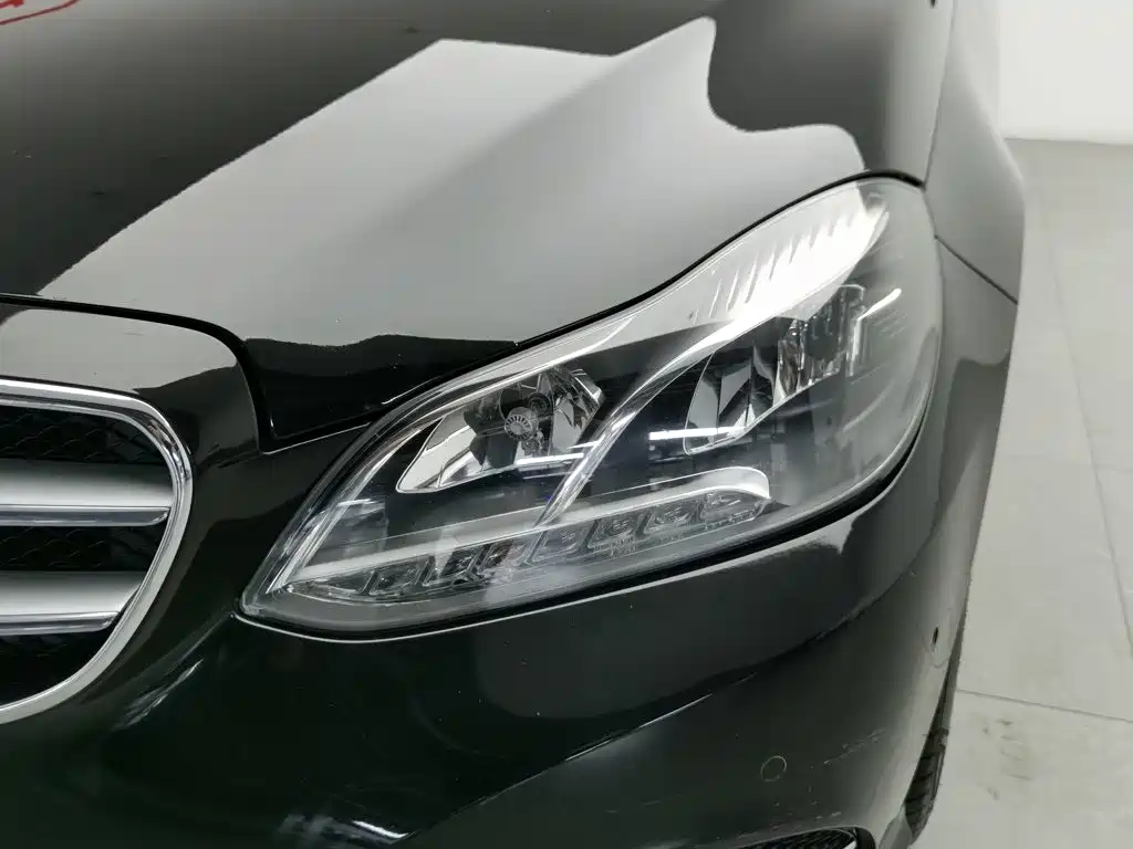 Mercedes-Benz E-Class 2014