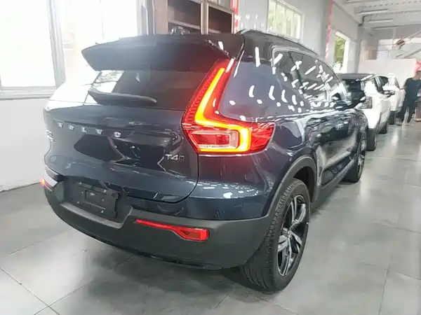 Volvo XC40 2022