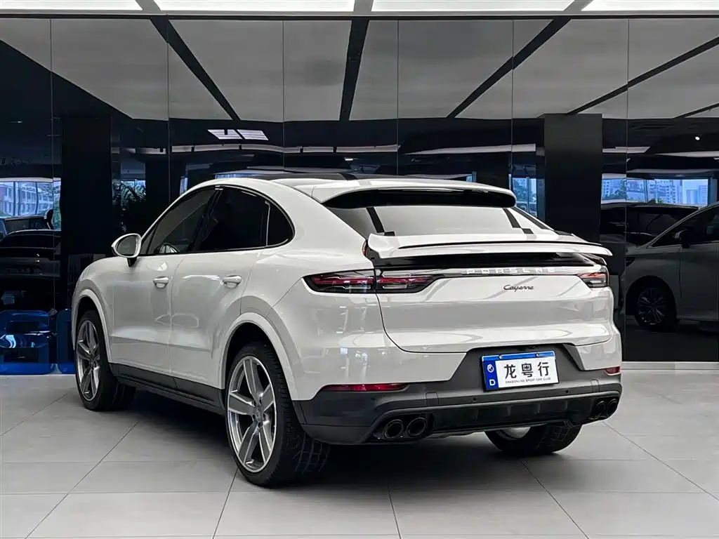 Porsche Cayenne 2022 — фото 4