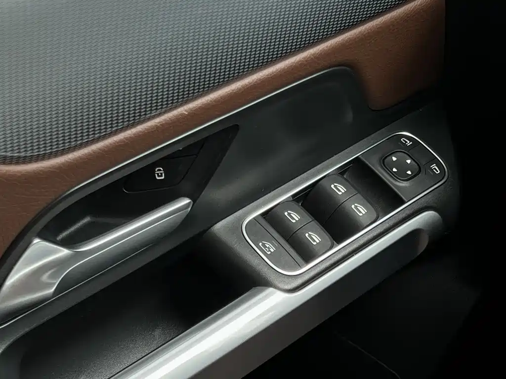 Mercedes-Benz GLB 2022 — фото 14