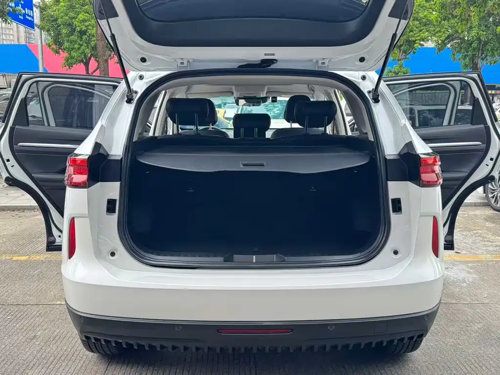 Haval H6 2023 — фото 15