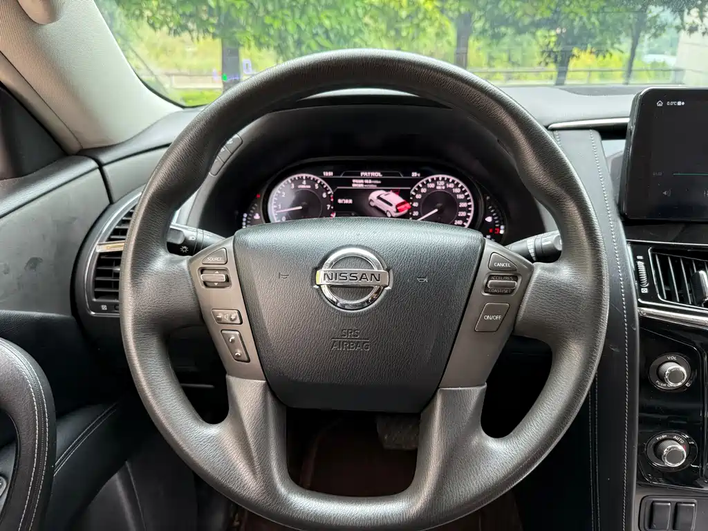 Nissan Patrol 2019 — фото 16