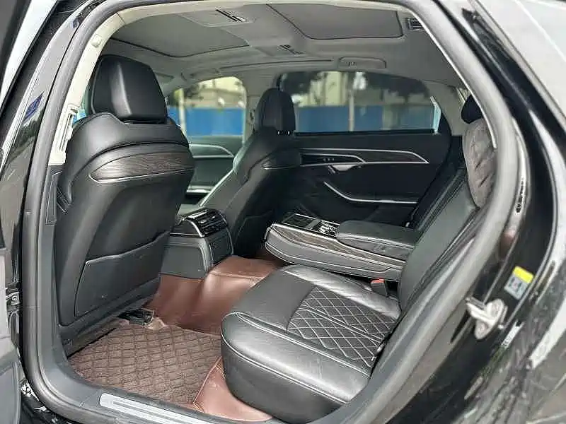 Audi A8 2023