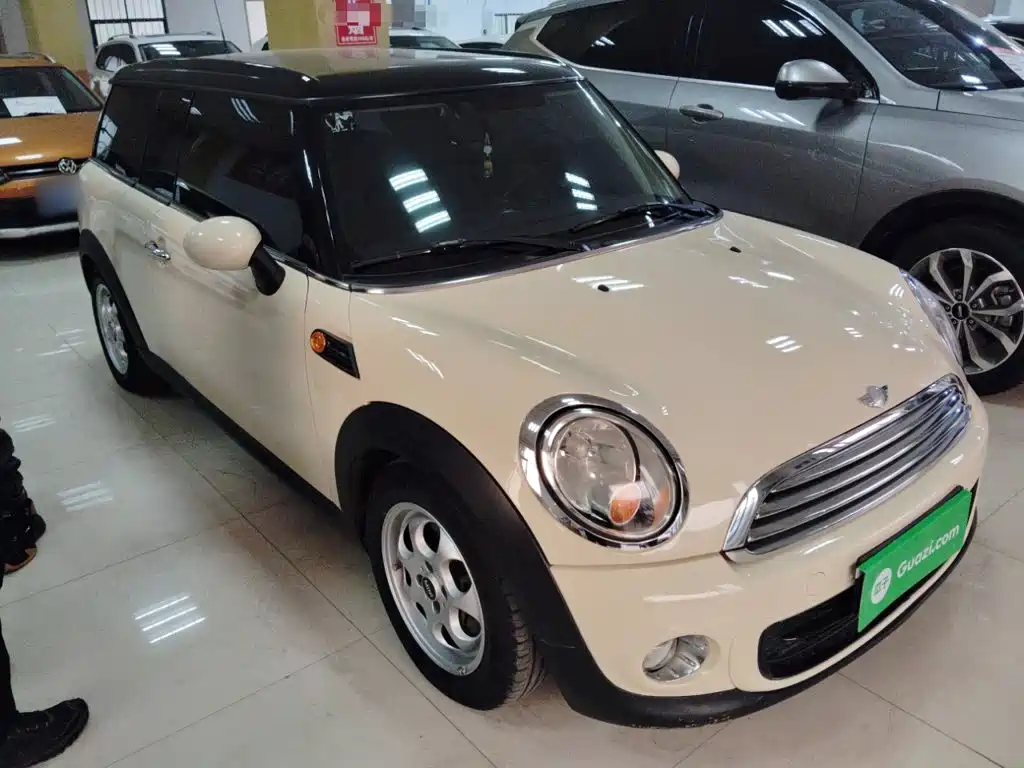 MINI Clubman 2014 — фото 20