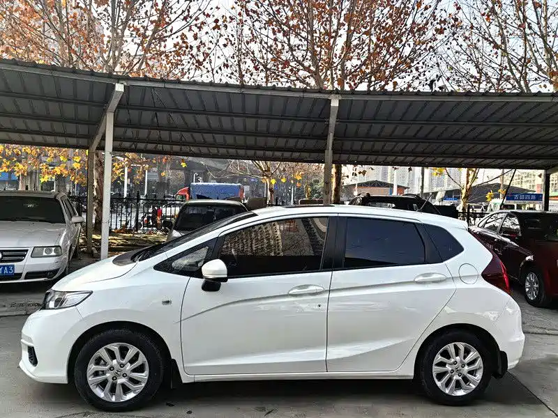 Honda Fit 2020 — фото 4
