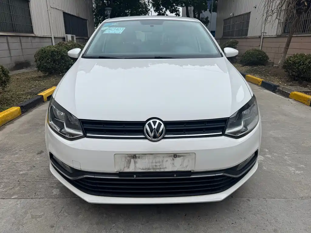 Volkswagen Polo 2016