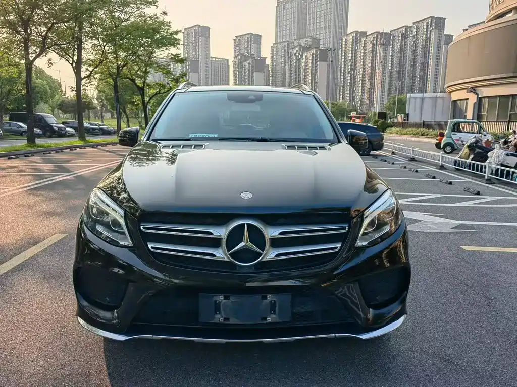 Mercedes-Benz GLE 2016 — фото 2