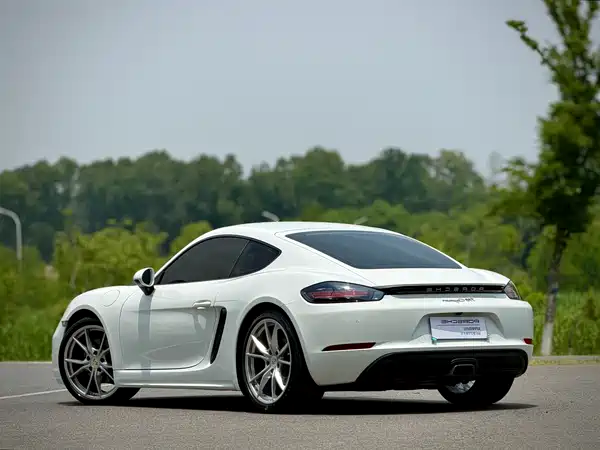 Porsche 718 2018