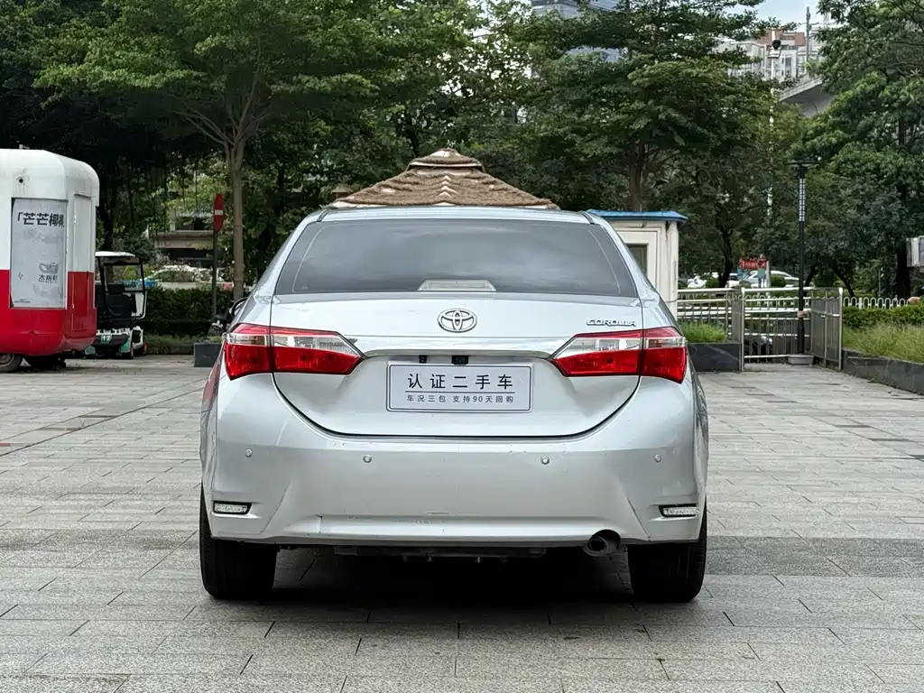 Toyota Corolla 2015 — фото 8
