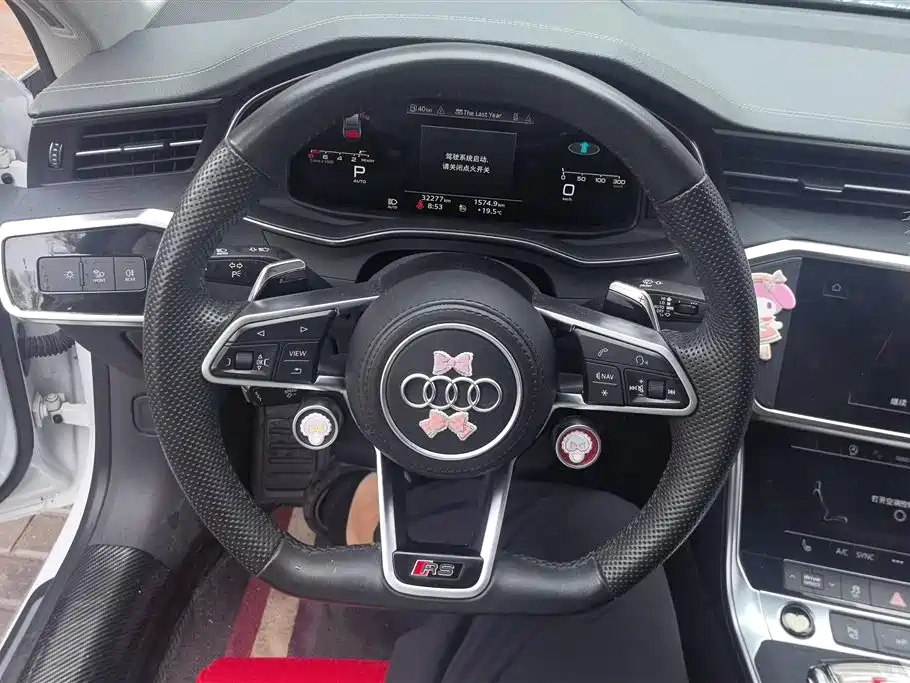 Audi A7L 2023 — фото 15