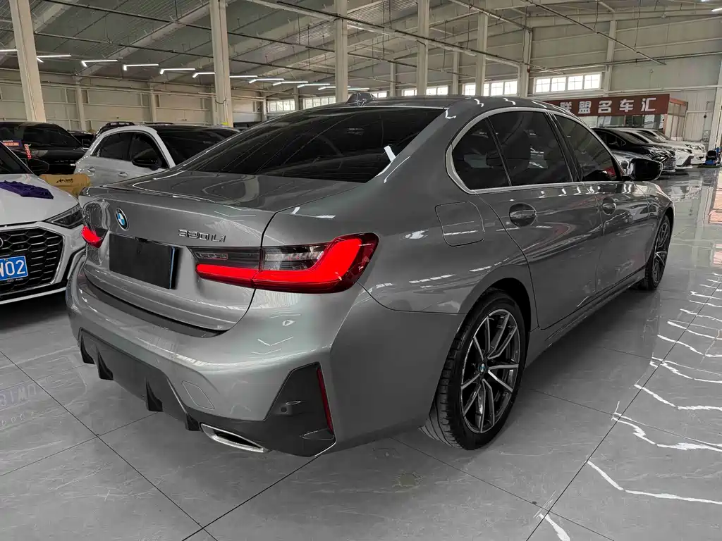 BMW 3 Series 2023