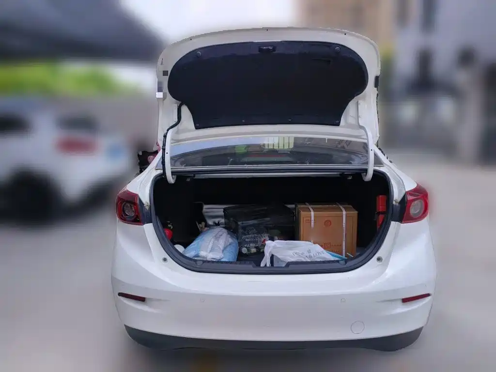 Mazda 3 Angkesela 2015 — фото 10