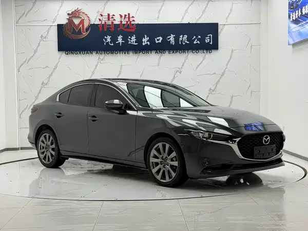 Mazda 3 Axela 2021