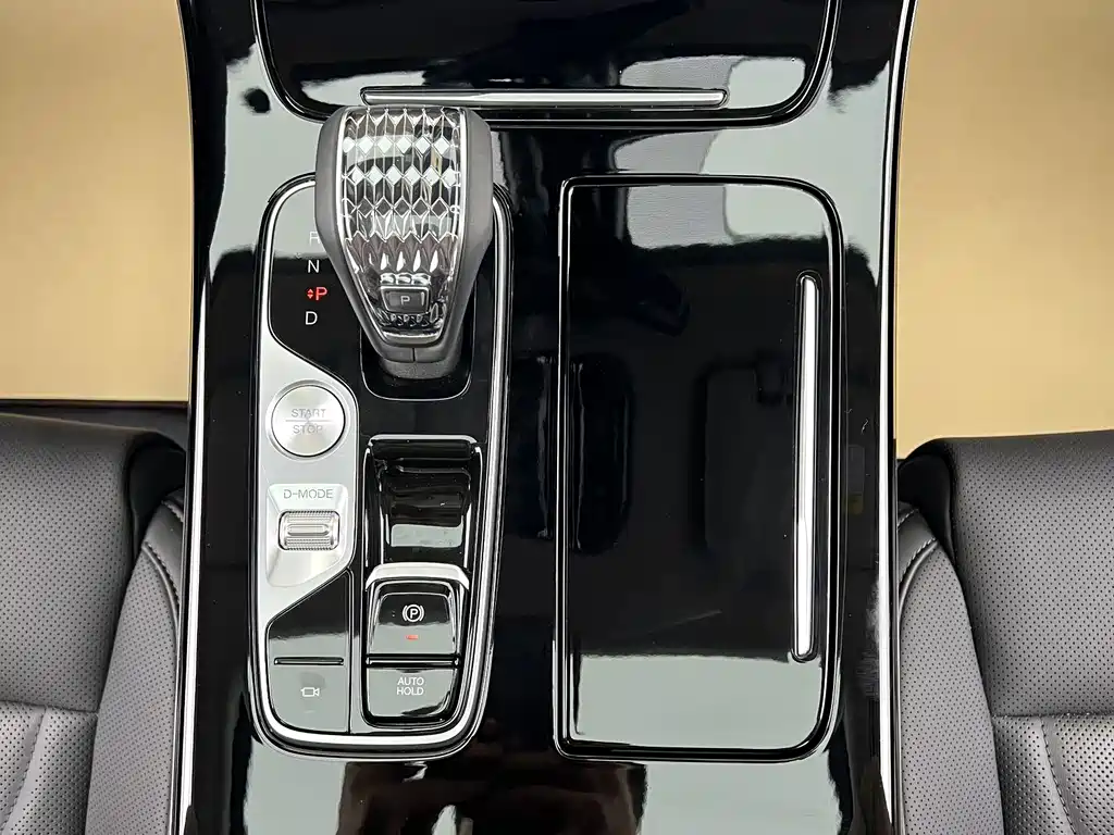 GAC Trumpchi M8 2024 — фото 18