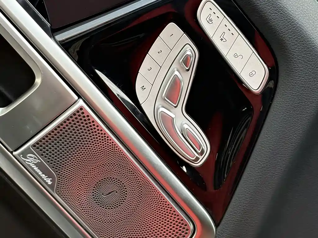 Mercedes-Benz G-Class 2019 — фото 16