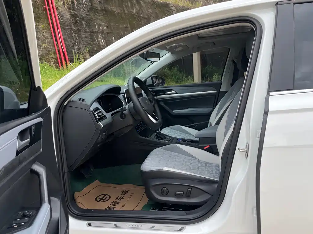 Volkswagen Lavida 2023