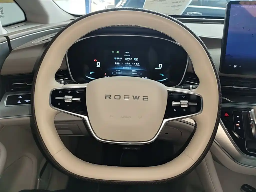 Roewe iMAX8 New Energy 2025 — фото 11
