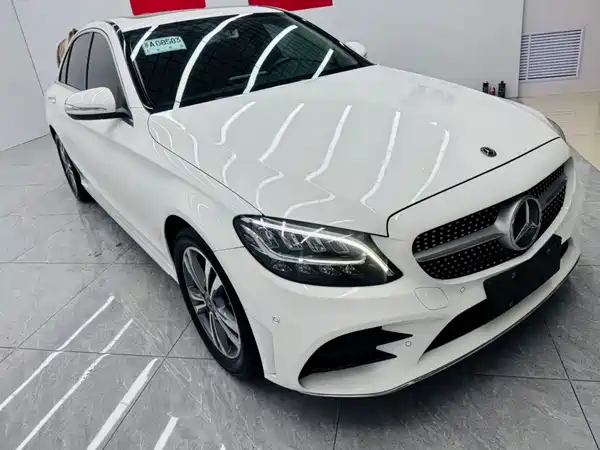 Mercedes-Benz C-Class 2020