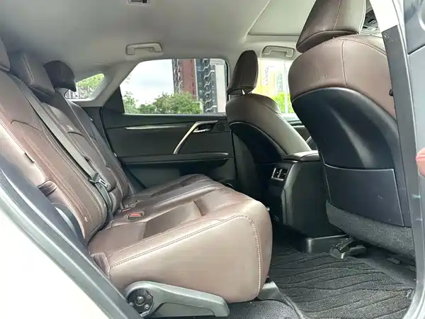 Lexus RX 2020