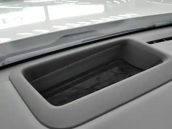 Li Auto L8 2025
