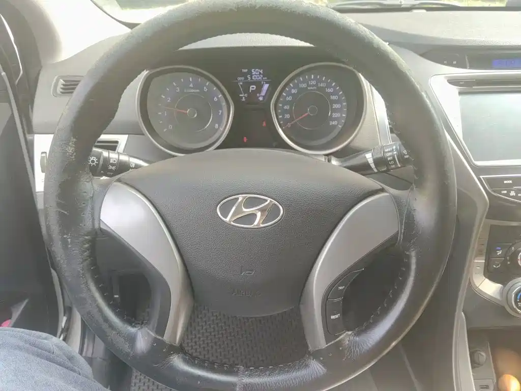 Hyundai Elantra 2014