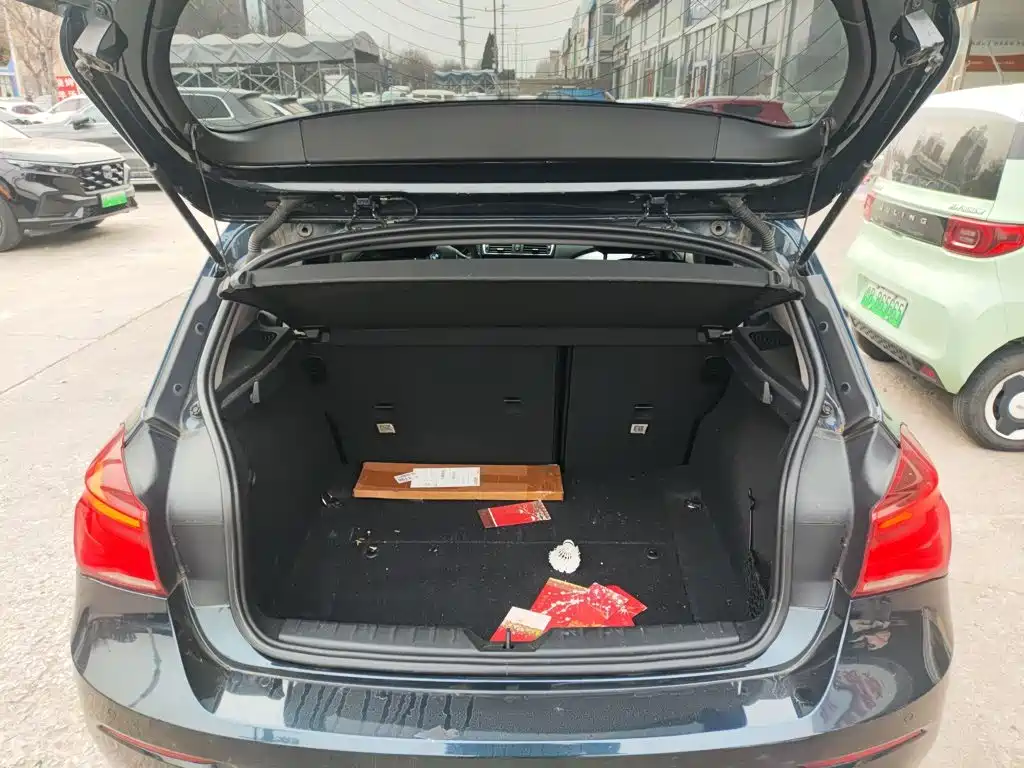 BMW 1 Series 2015 — фото 15