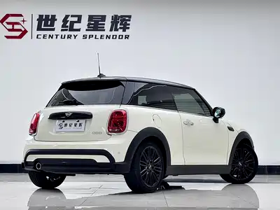 MINI MINI 2022