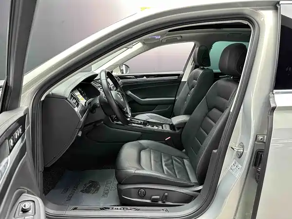Volkswagen Phideon 2018