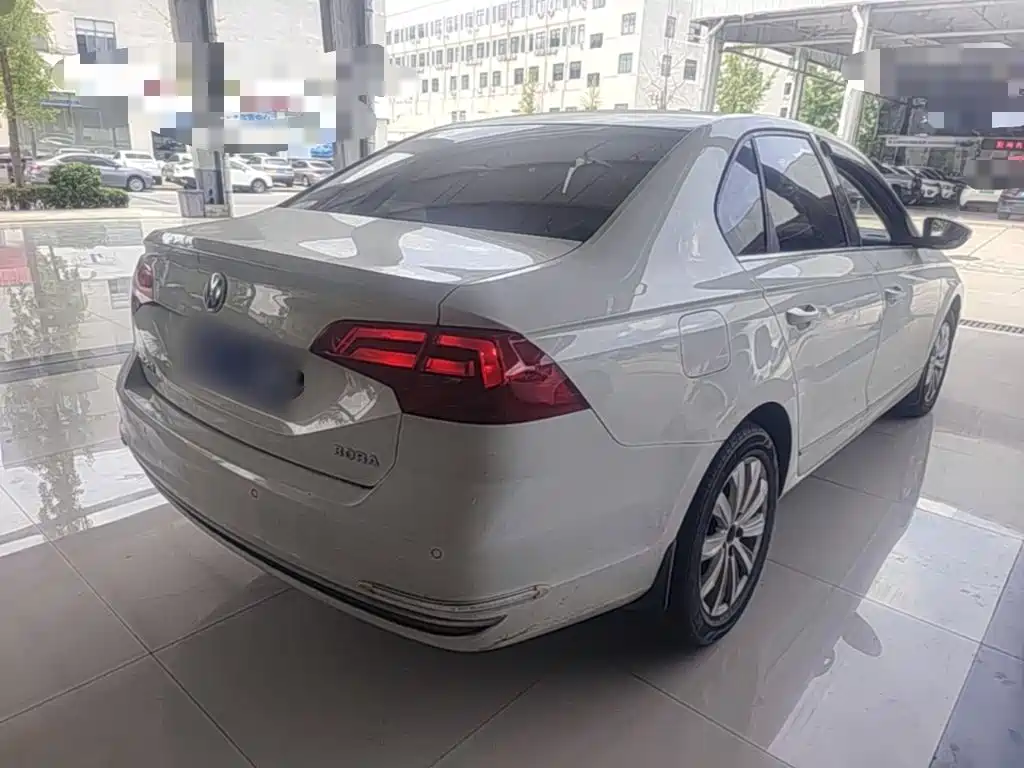 Volkswagen Bora 2016