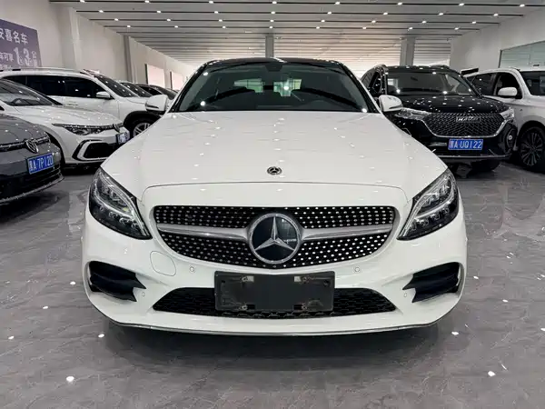 Mercedes-Benz C-Class 2020