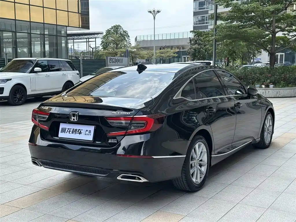 Honda Accord 2022 — фото 4