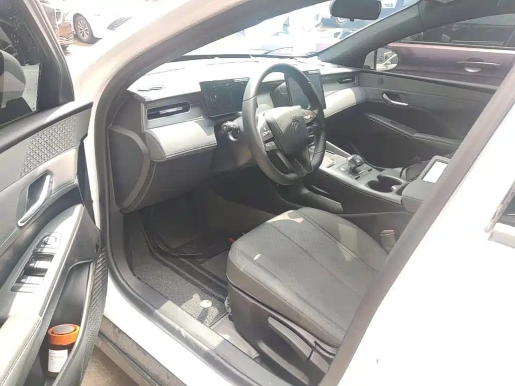 BYD Qin PLUS 2025 — фото 16