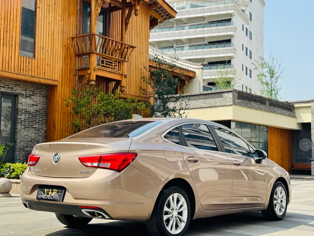 Buick Verano 2017 — фото 8