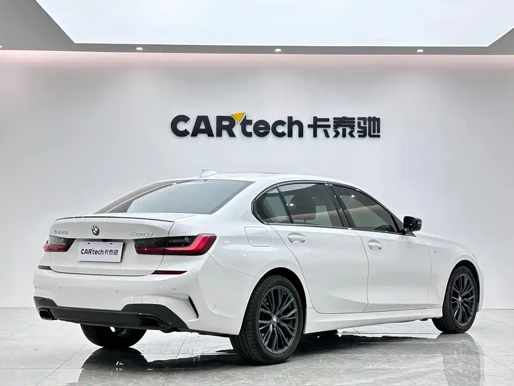 BMW 3 Series 2021
