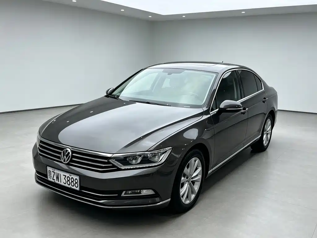 Volkswagen Magotan 2016